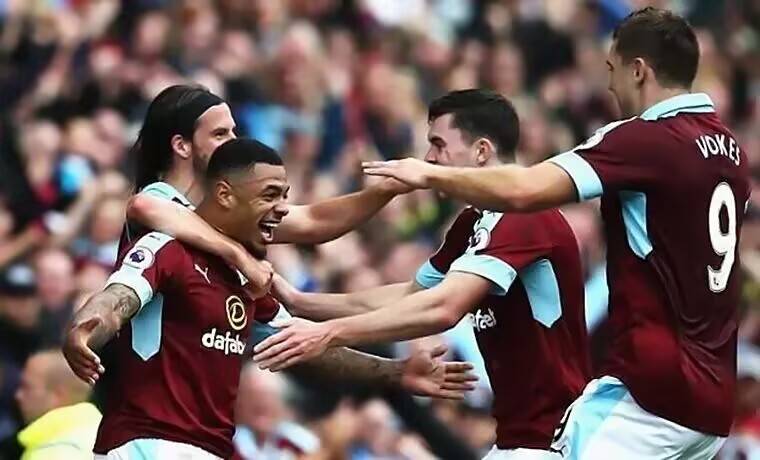 曼联客场逆袭，莱切斯特城喜获三分的简单介绍