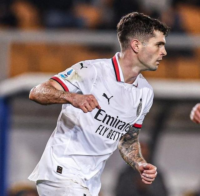 爱游戏官网-AC米兰雄心勃勃，意甲称王之路曙光的简单介绍