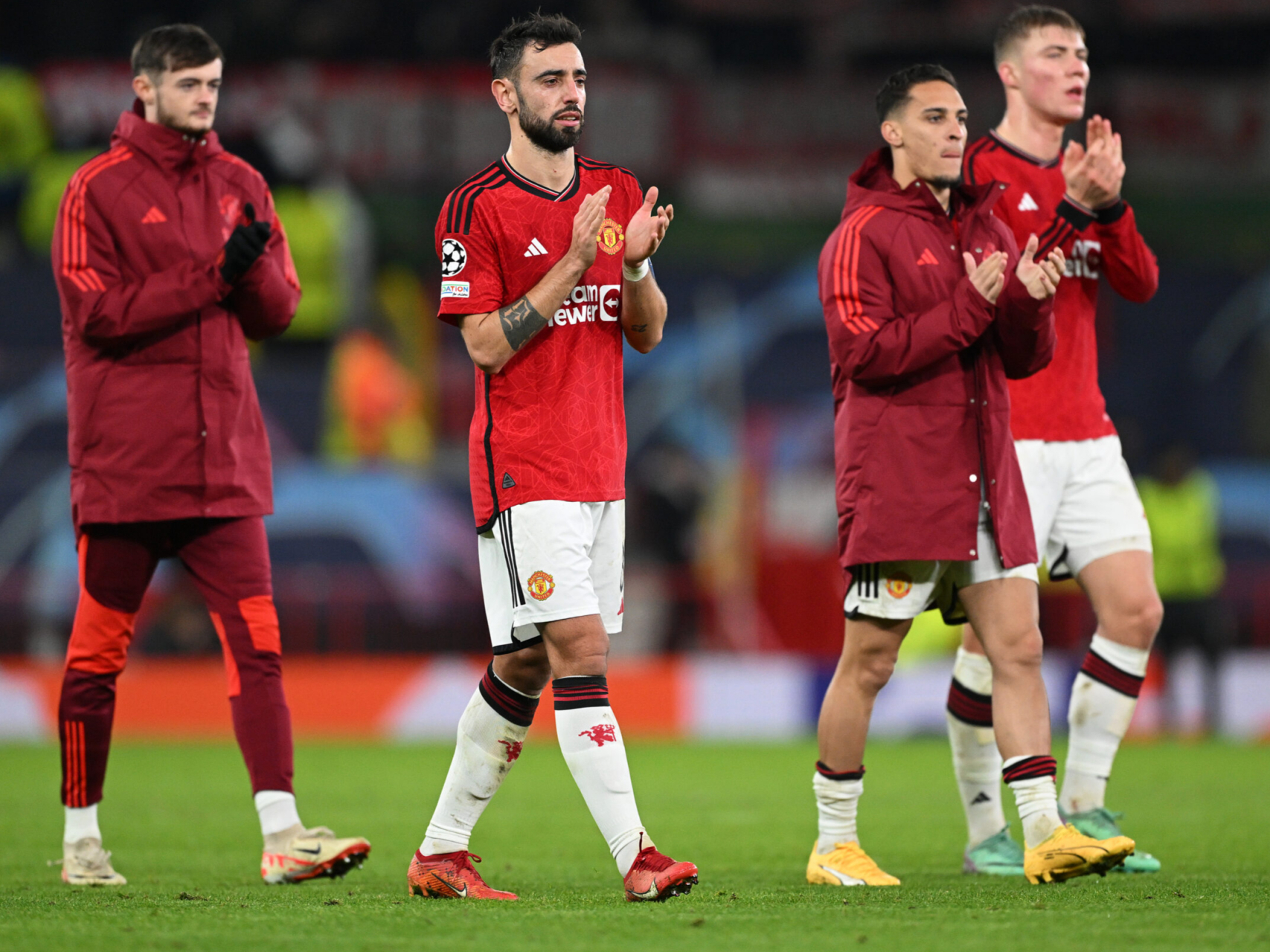 爱游戏官网-曼联不敌拜仁慕尼黑，欧冠之路终结