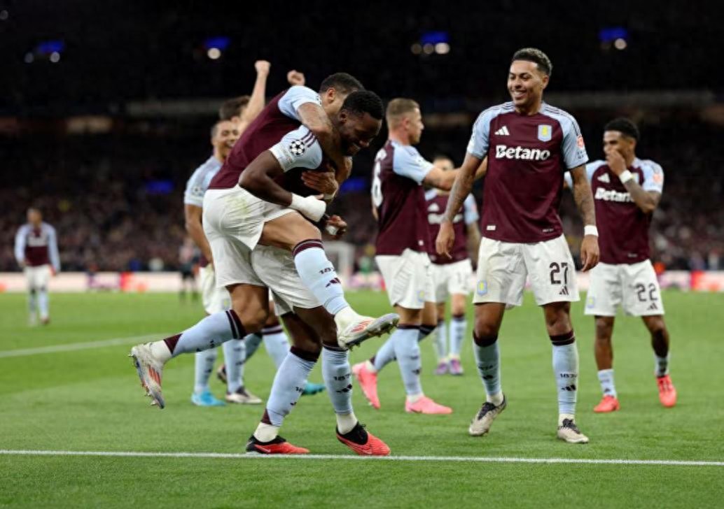 爱游戏官网-罗马客场失利，前进之路不顺