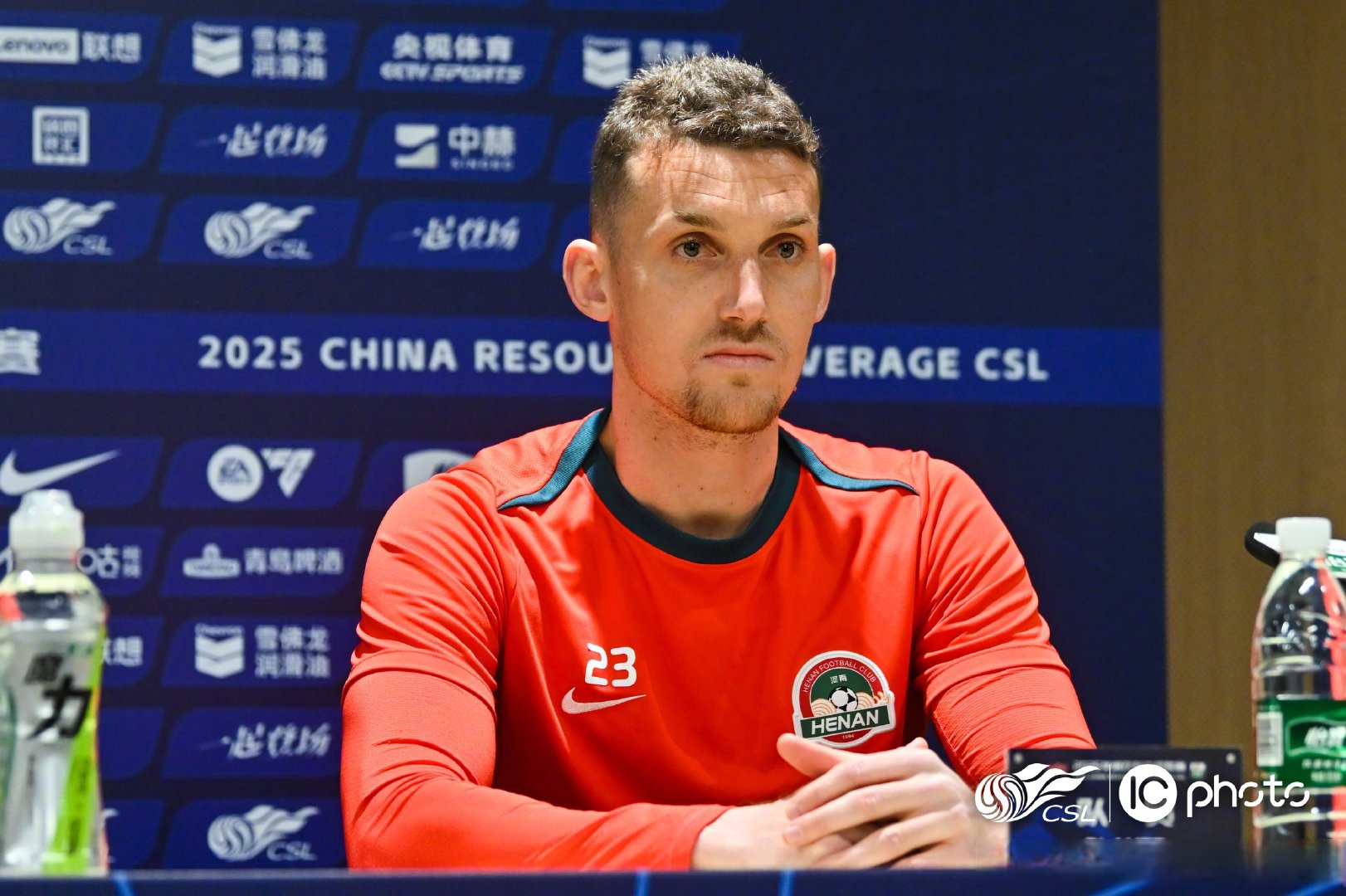 爱游戏登录入口-塔斯马尼亚联赛前发布会：全队信心满满迎战帕尔梅拉斯的简单介绍