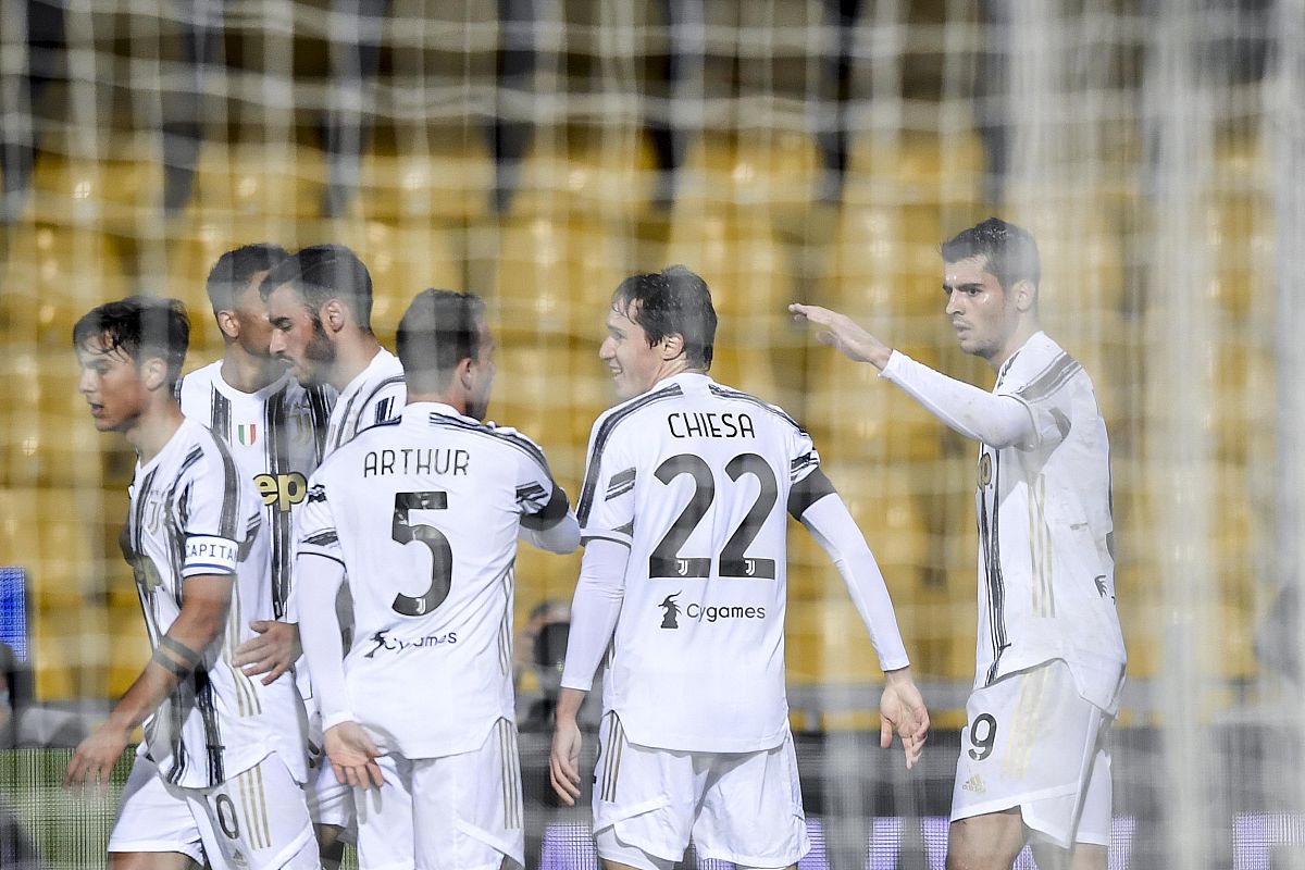 尤文图斯险胜阿贾克斯，步入半决赛