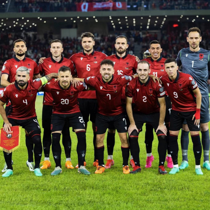 爱游戏网页版登录入口-欧预赛球队对战激烈，争取出线晋级机会的简单介绍