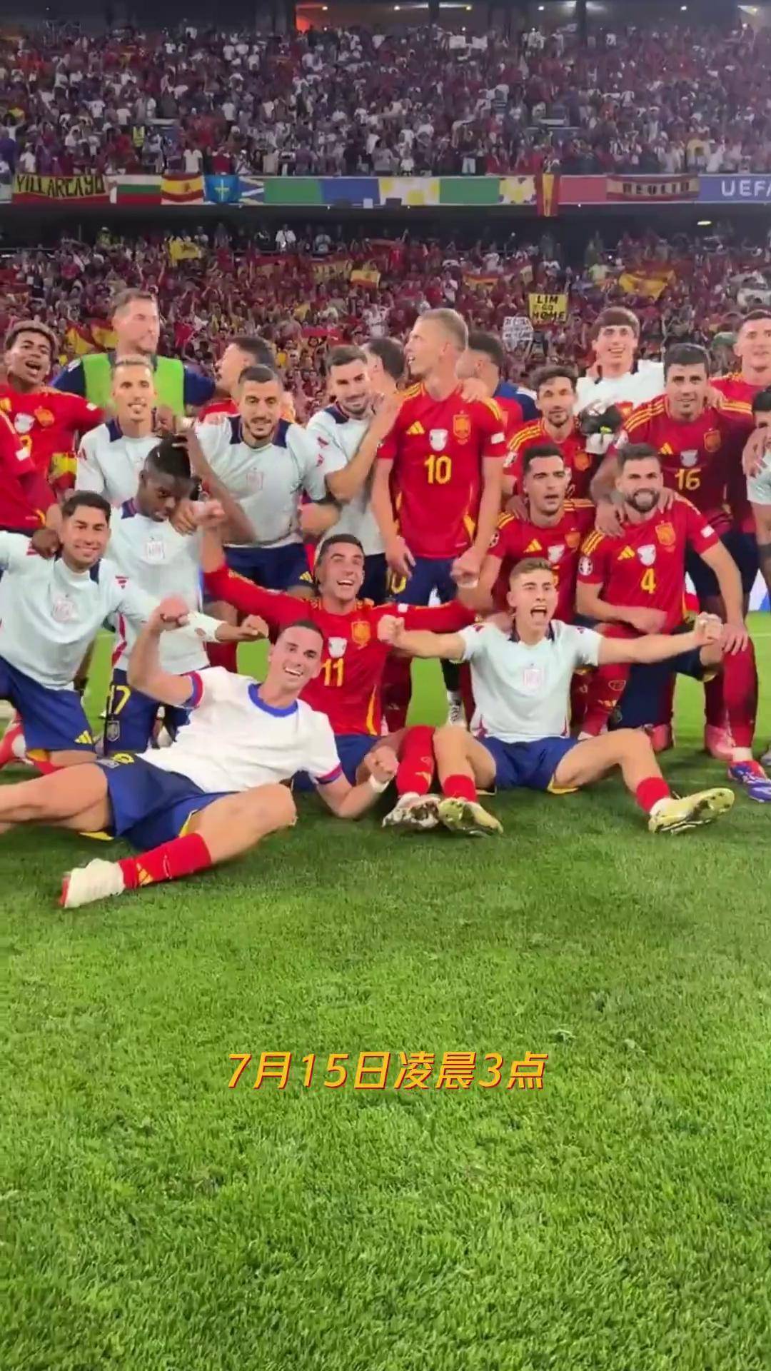 爱游戏-欧洲杯过后：国内足球联赛上演精彩对决