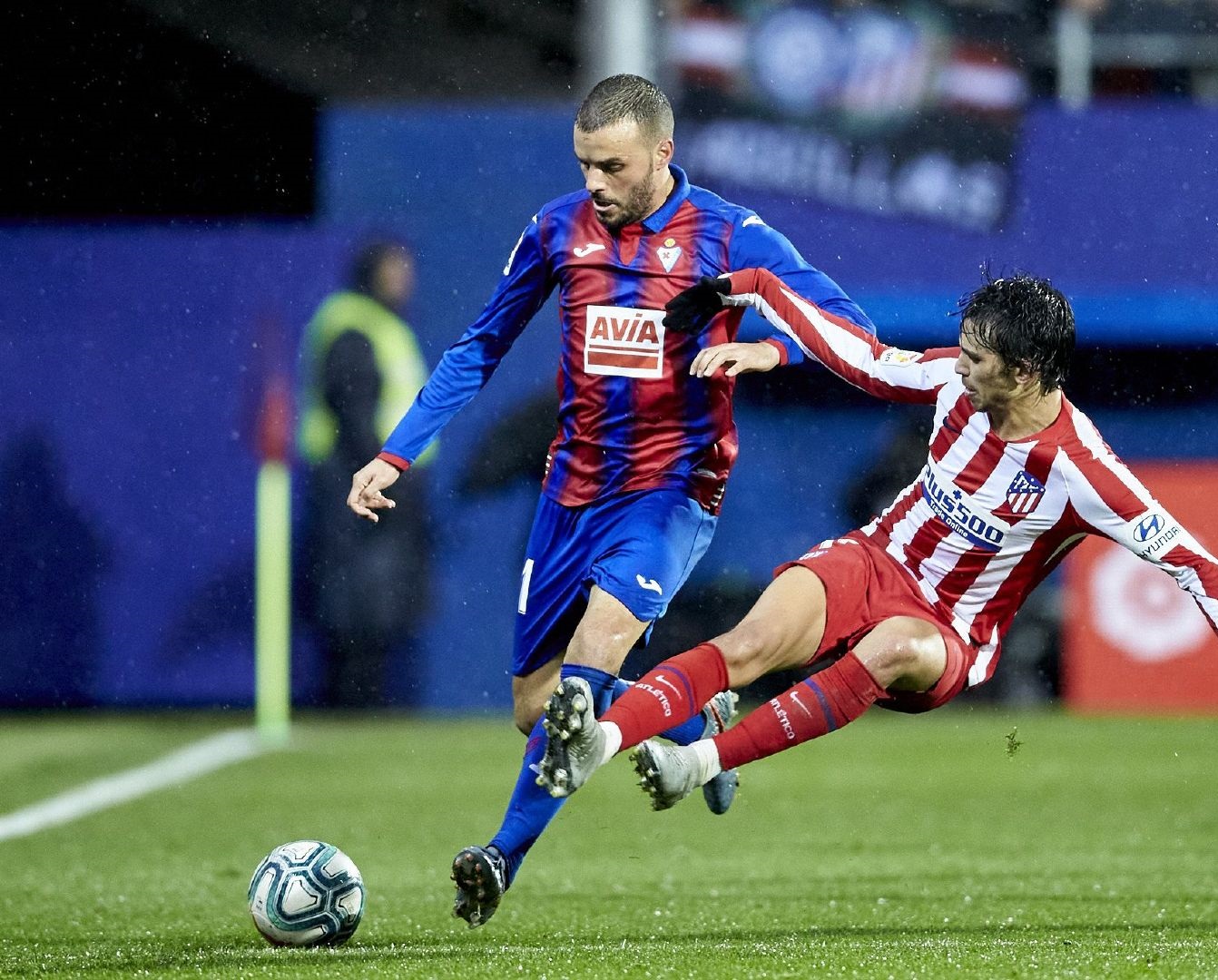 爱游戏体育官网-伯明翰城告捷，胜利走向机会迎战保级即将到来的简单介绍