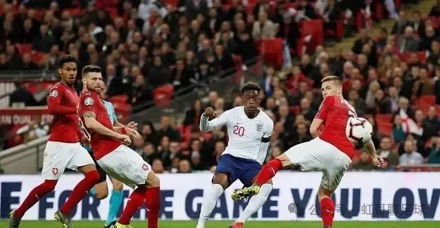 包含瑞士队击败爱尔兰,欧国联积分榜愈发激烈的词条 包含瑞士队击败爱尔兰,欧国联积分榜愈发激烈的词条