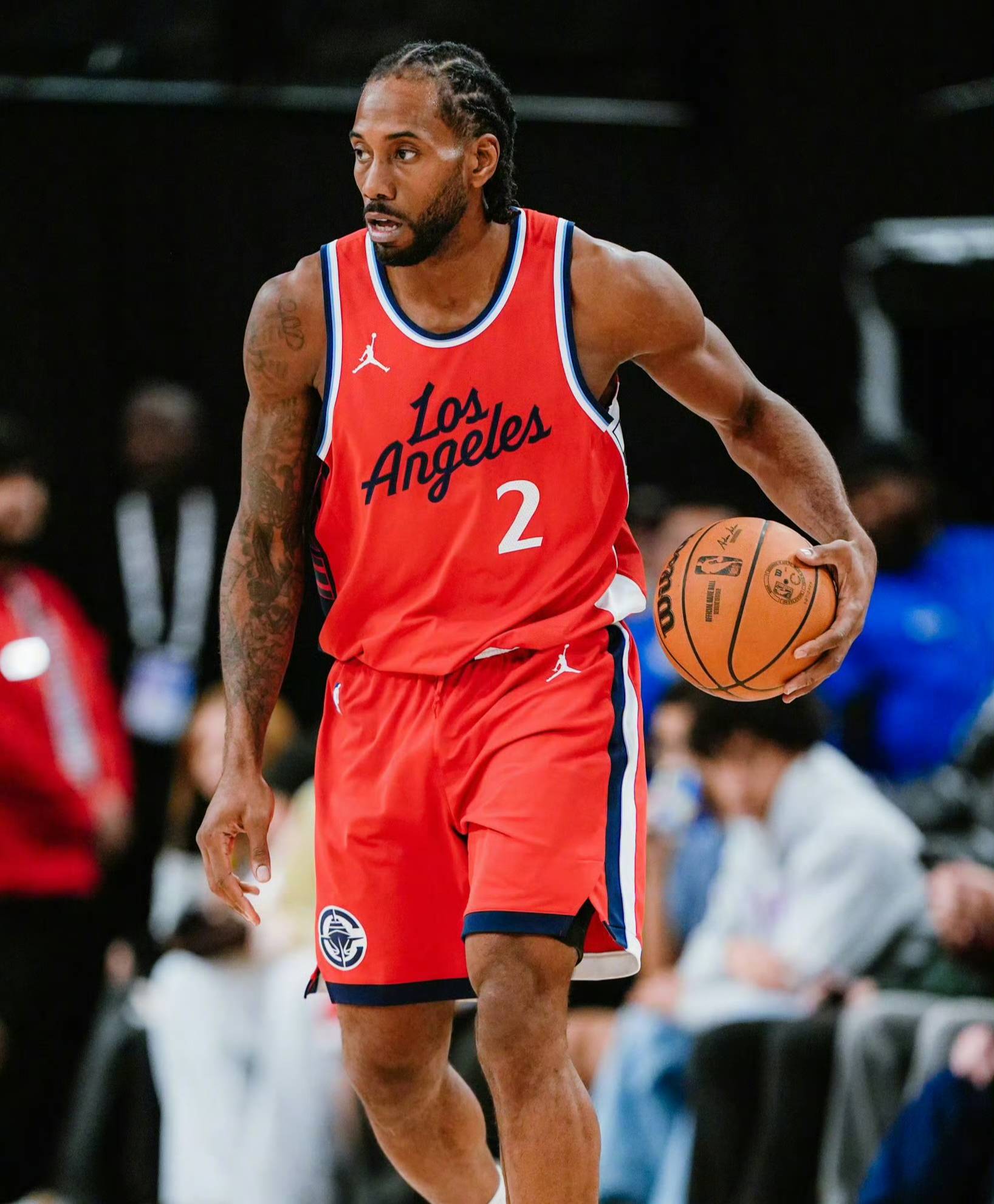 爱游戏官方登录入口-快船高效进攻，纵横独行侠坐拥西区榜首