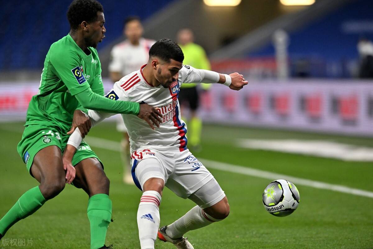 圣埃蒂安客场大胜对手，骄人战绩持续的简单介绍