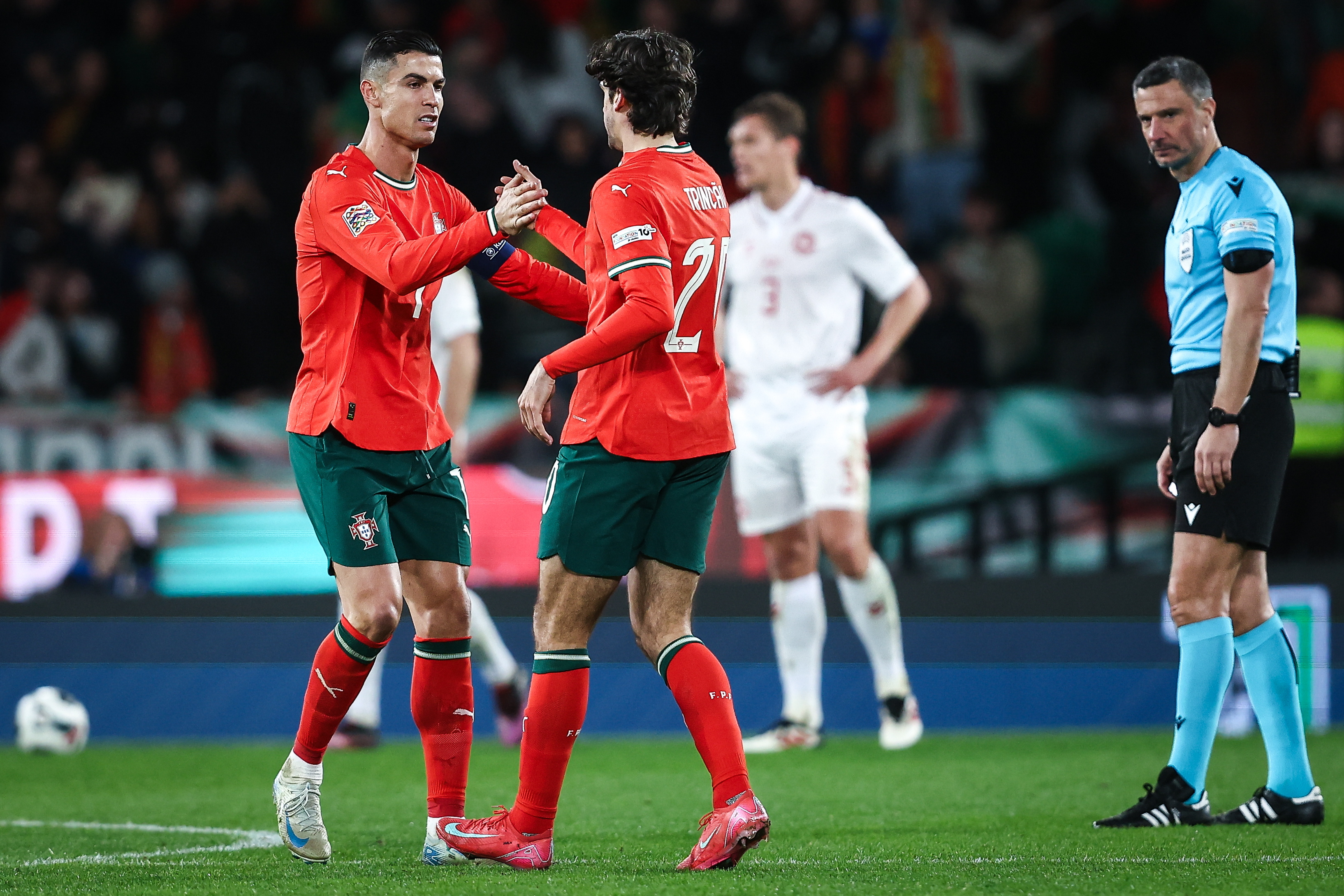 葡萄牙横扫匈牙利，晋级欧洲杯八强