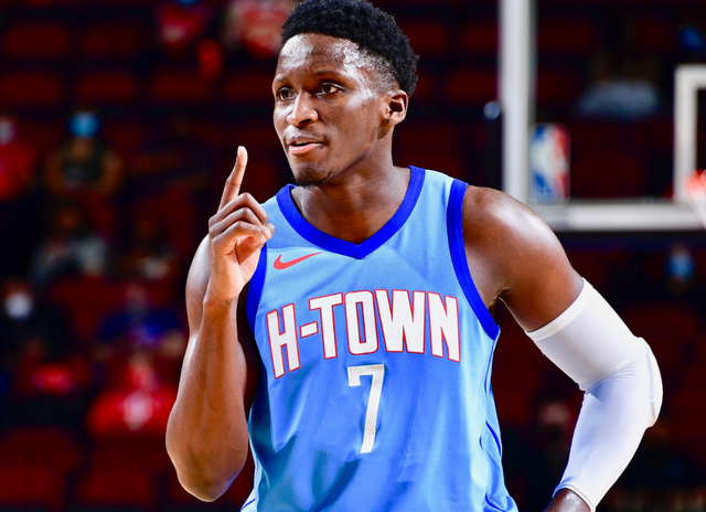 爱游戏在线登录-热火击败魔术，奥拉迪波再登场