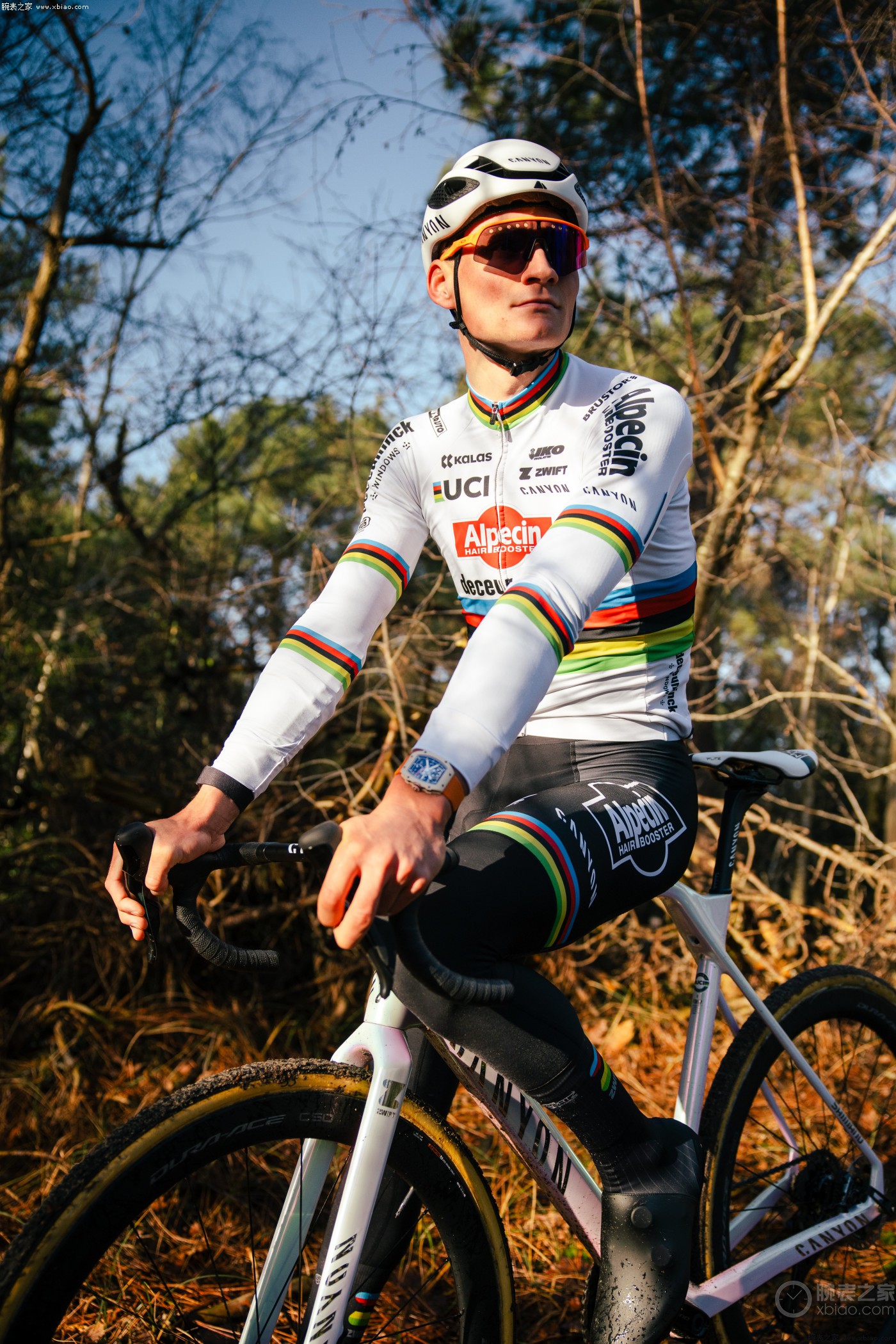 荷兰自行车选手夺得冠军荣耀