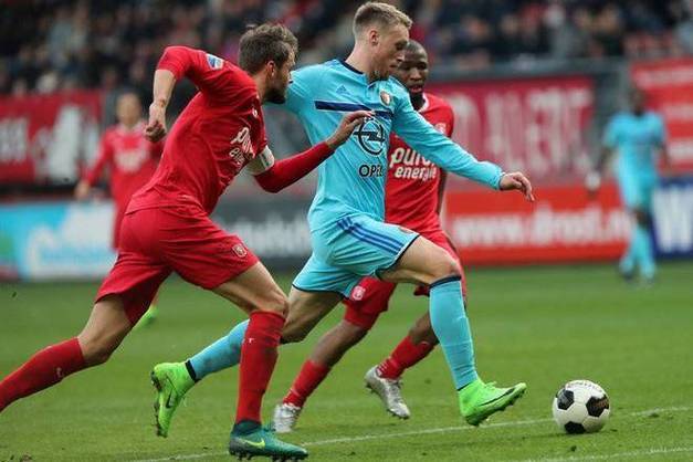 爱游戏亚洲官网-包含亚眠队中场控球表现出色，球队客场比赛操刀夺下关键胜利的词条