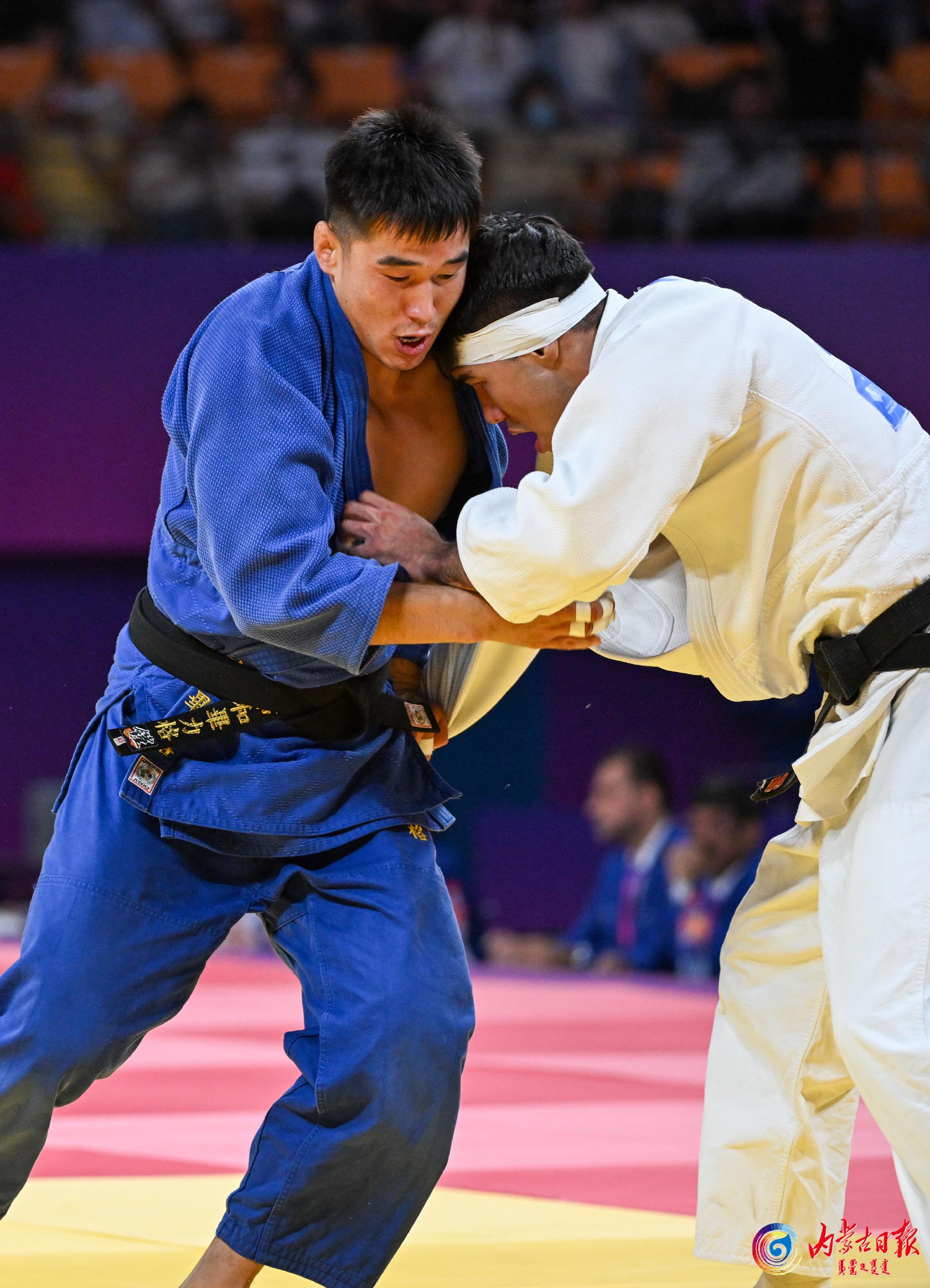 日本柔道选手实力强劲，备受瞩目