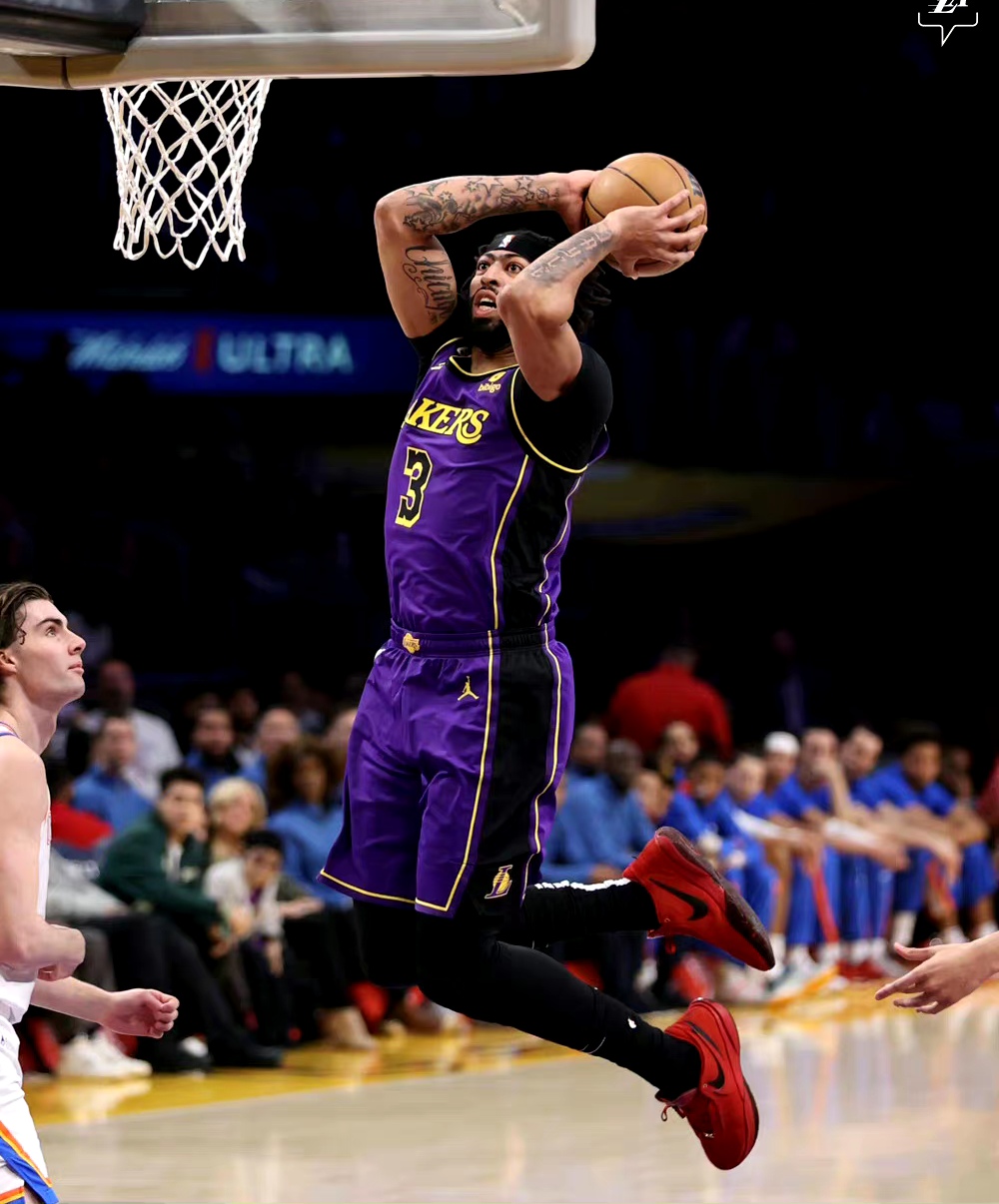 天津泰达迎来关键胜利，击败深圳队