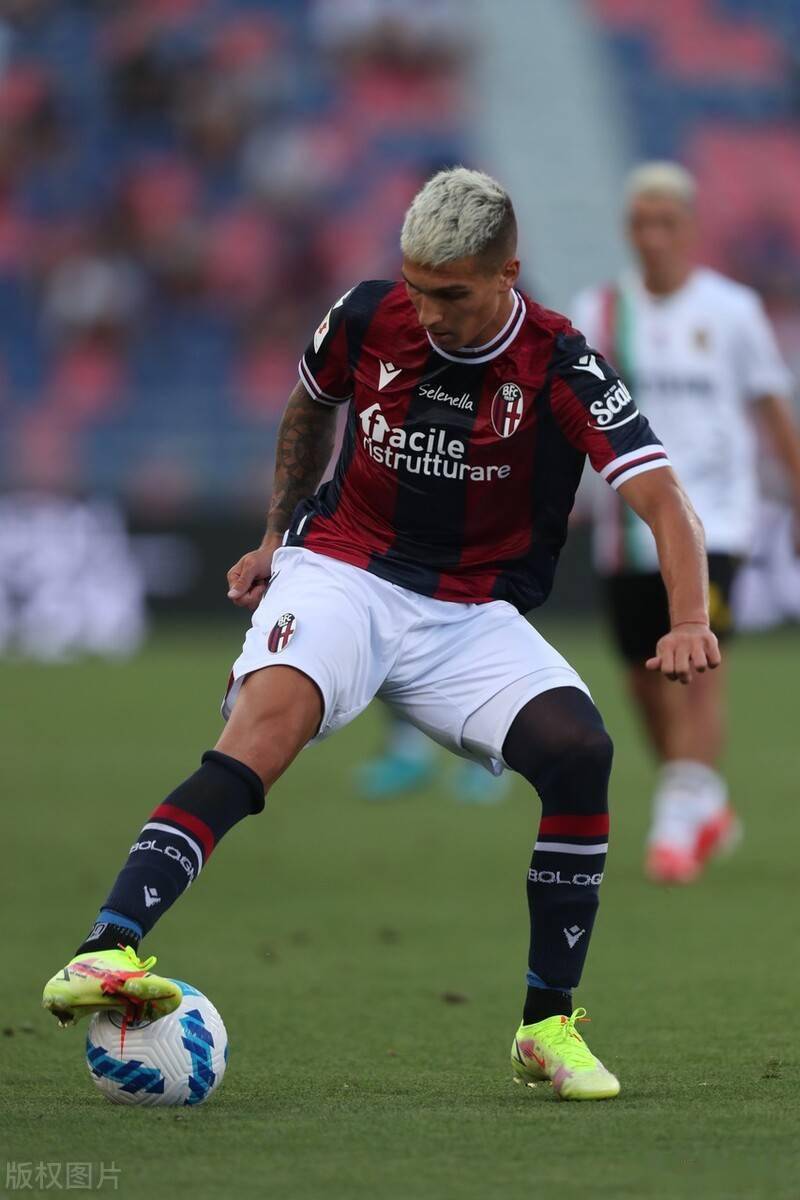 关于乌迪内斯中场伤愈复出，为球队增加变数的信息